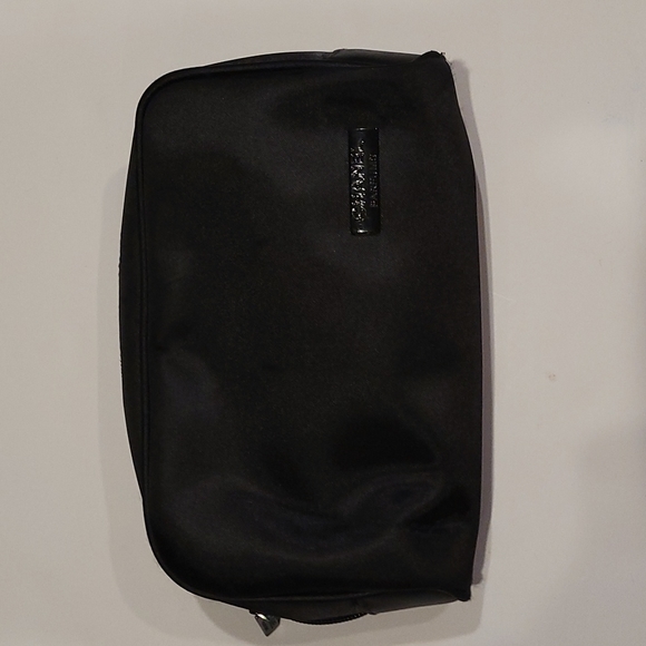 CHANEL Handbags - CHANEL parfums black like new makeup bag clutch with pocket CHANEL bag excellent